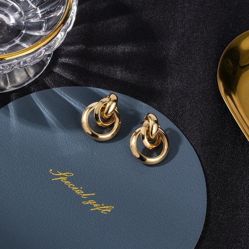 Boucles d'oreilles élégantes en or créoles