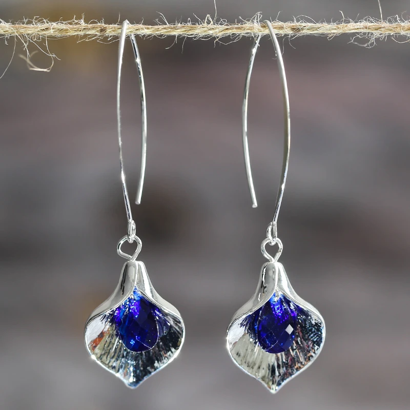 Boucles d'oreilles en argent avec pierre bleue