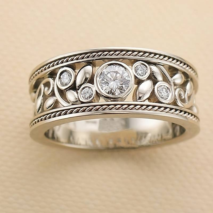 Bague en Argent et Zircon au Style Vintage