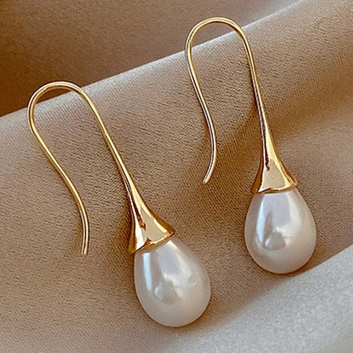 Boucles d'oreilles classiques en perles Helena