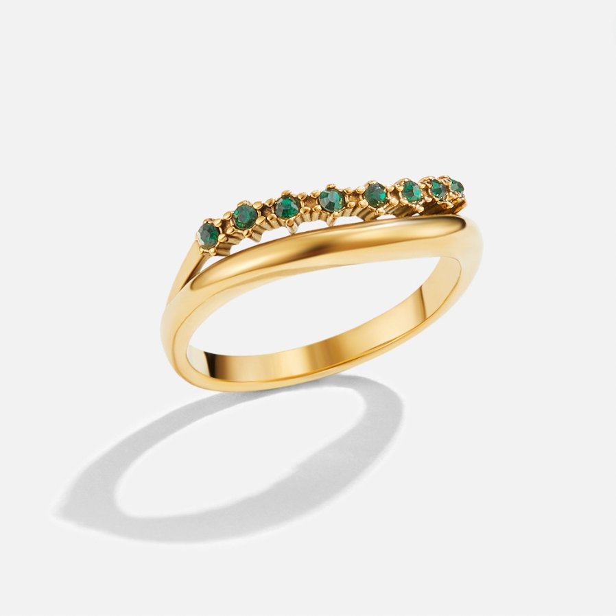 Bague superposée émeraude verte de Mary