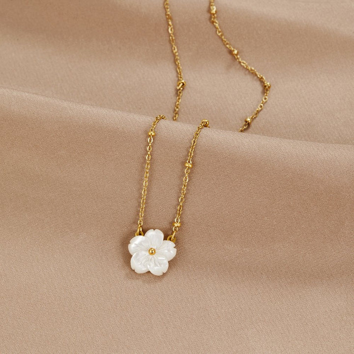 Collier de Fleurs Magnifiques